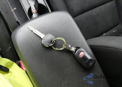 2019 Hyundai Elantra Se z USA, uszkodzony, nr VIN KMHD74LF2KU857741